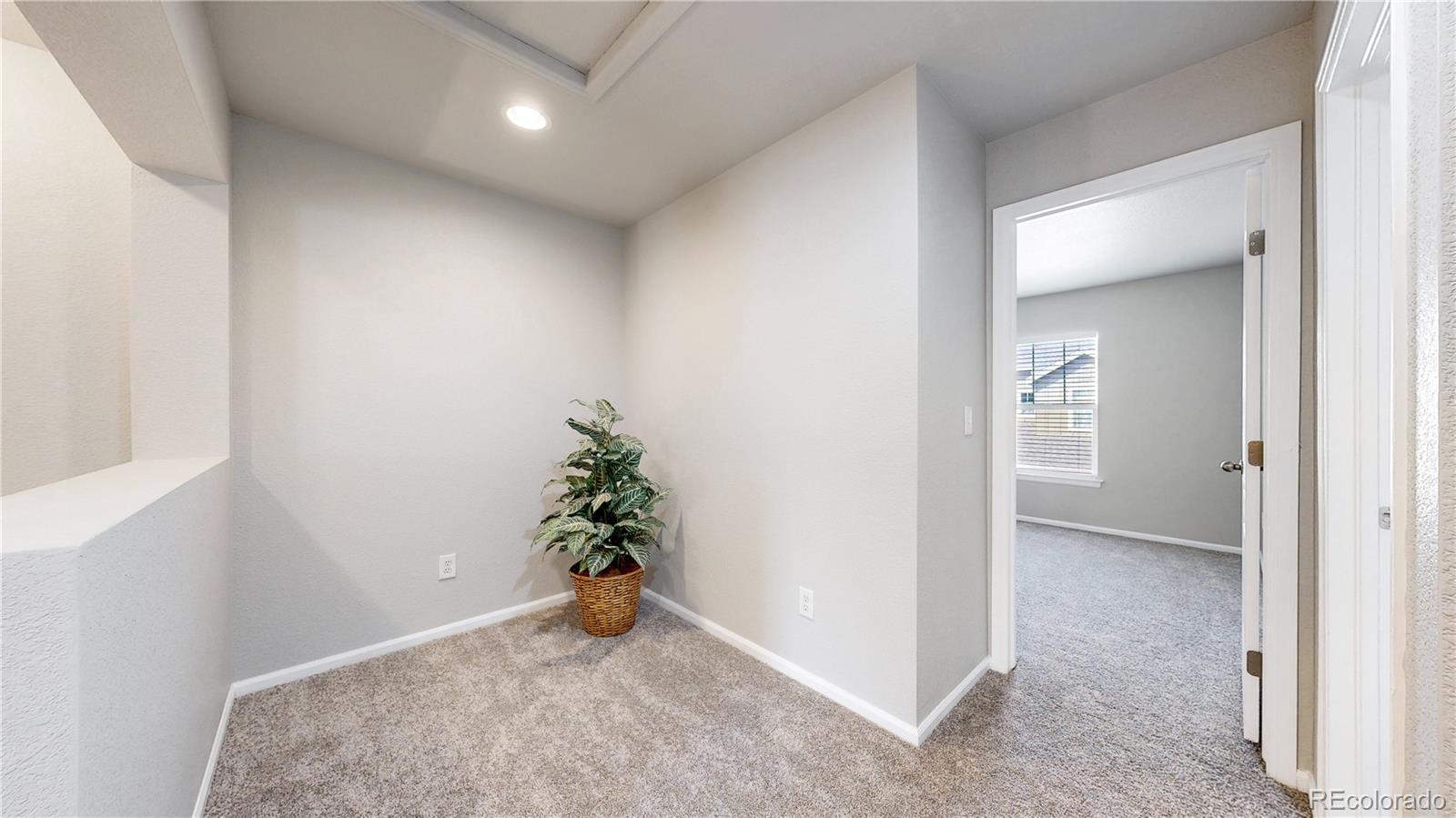 MLS Image #12 for 17926 e 104th way,commerce city, Colorado