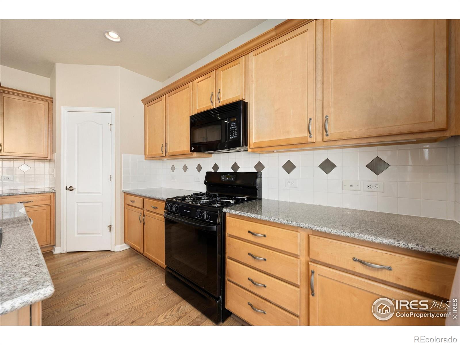 MLS Image #5 for 4874  sandy ridge avenue,firestone, Colorado