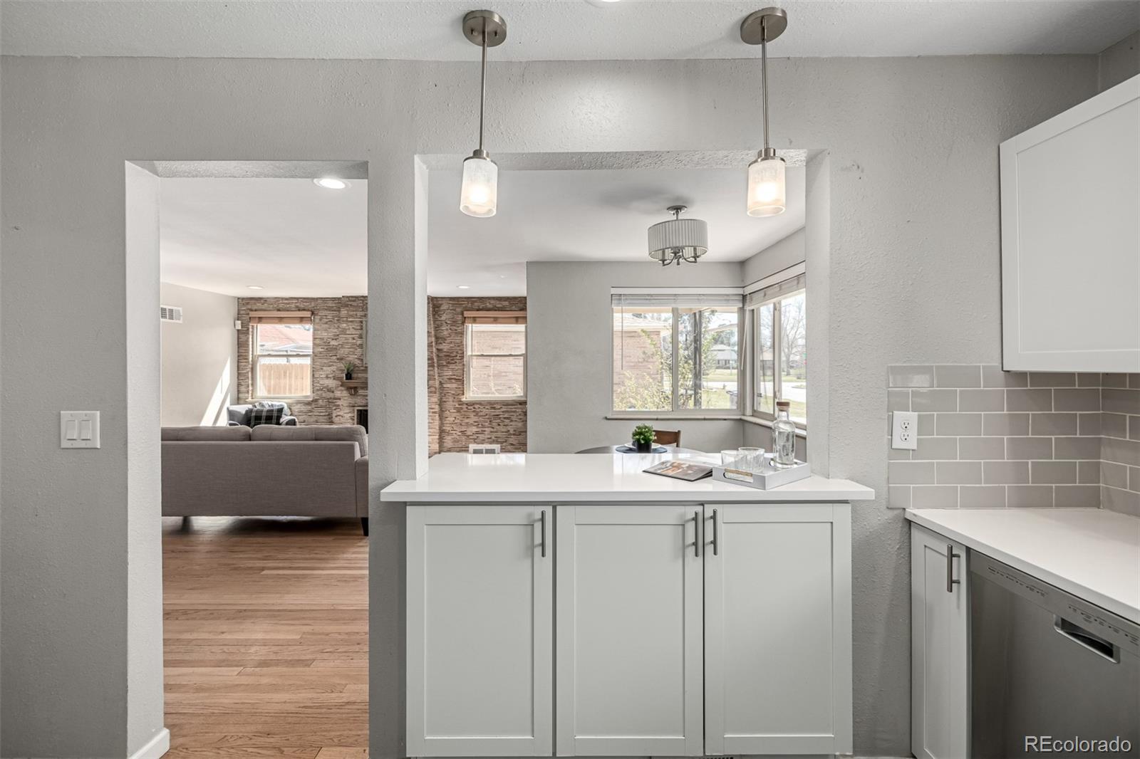 MLS Image #12 for 620  newport street,denver, Colorado