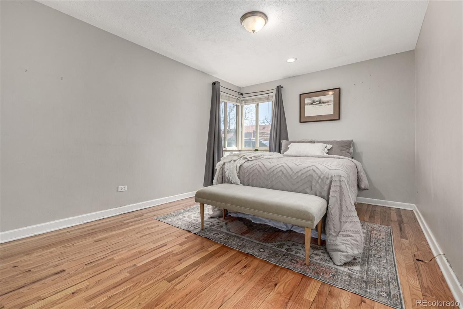 MLS Image #13 for 620  newport street,denver, Colorado