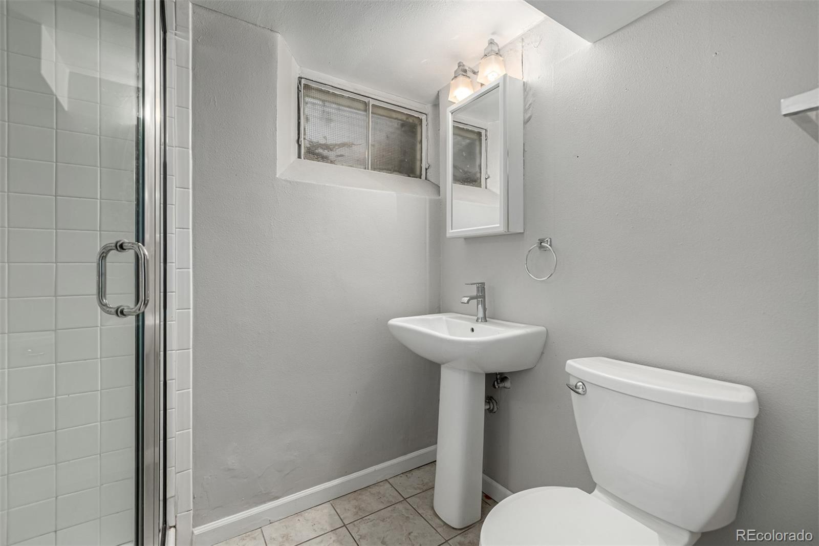 MLS Image #20 for 620  newport street,denver, Colorado