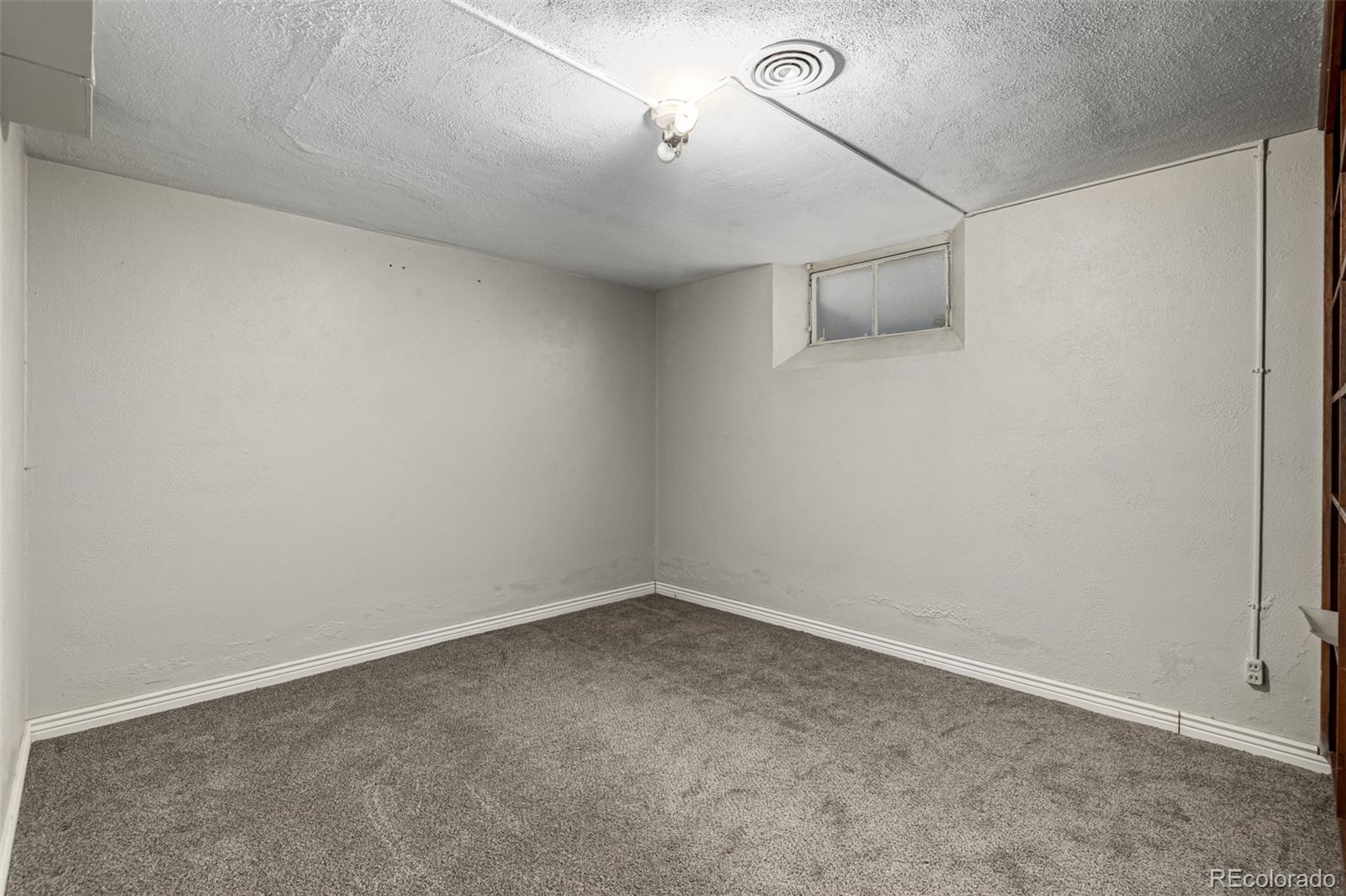 MLS Image #25 for 620  newport street,denver, Colorado