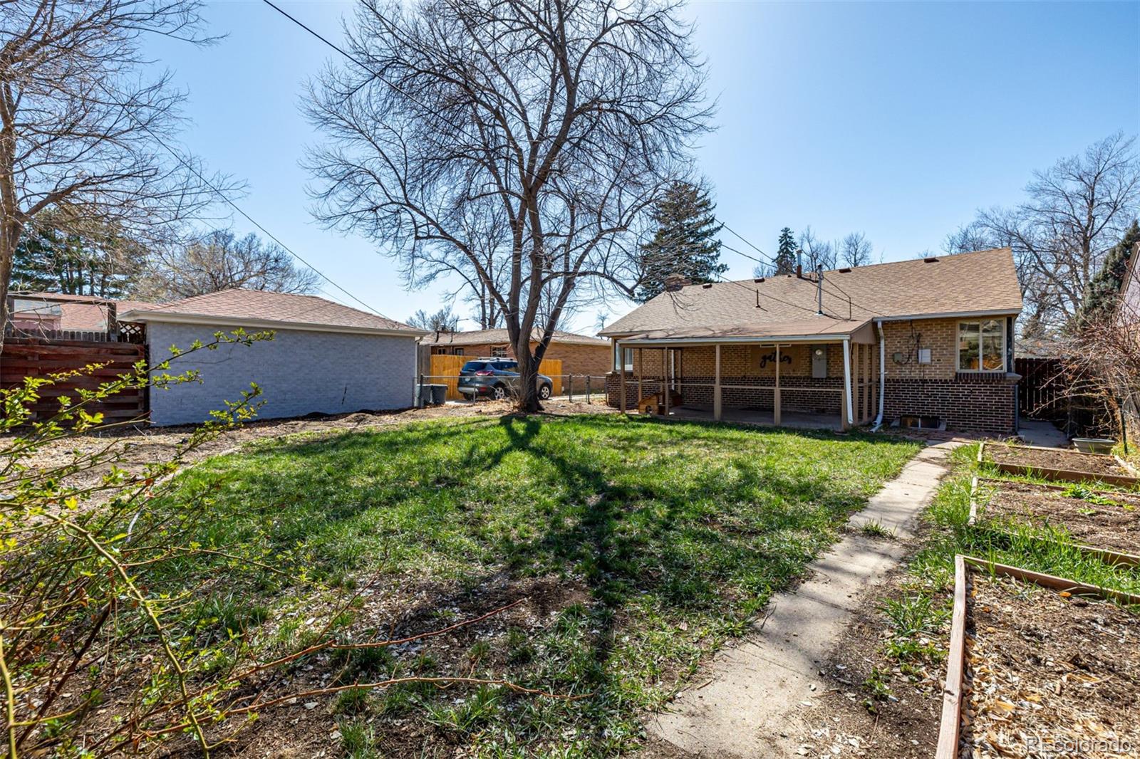 MLS Image #31 for 620  newport street,denver, Colorado