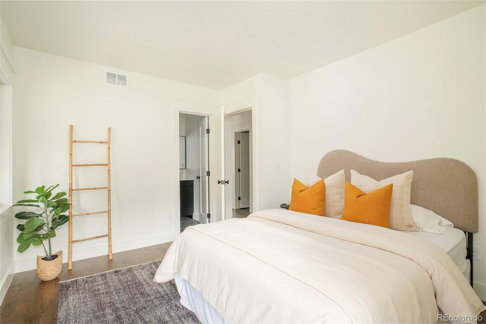 MLS Image #24 for 510  dexter street,denver, Colorado