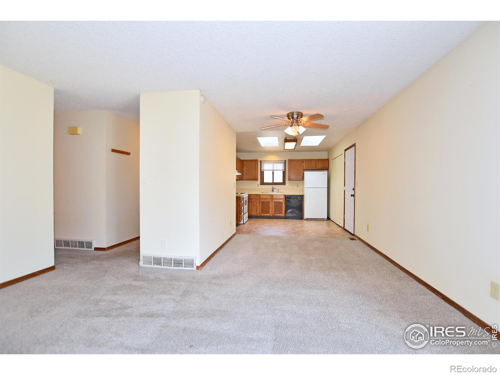 MLS Image #11 for 4124  manhattan avenue,fort collins, Colorado