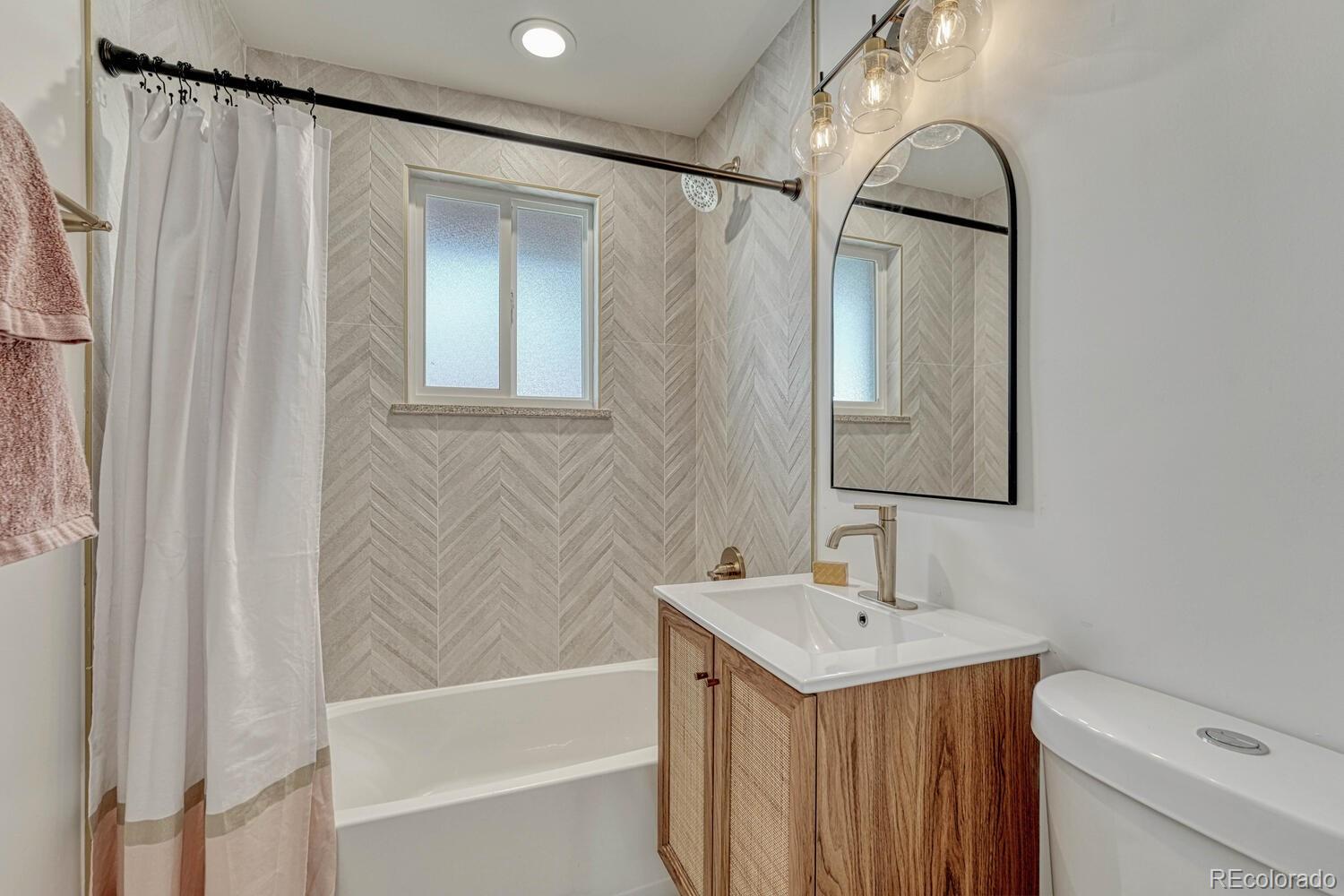 MLS Image #10 for 2301 w 40th avenue,denver, Colorado