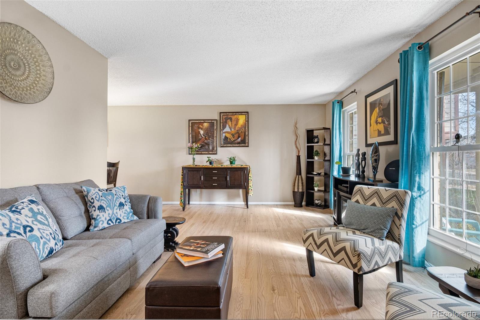 MLS Image #3 for 15865 e kepner drive,aurora, Colorado