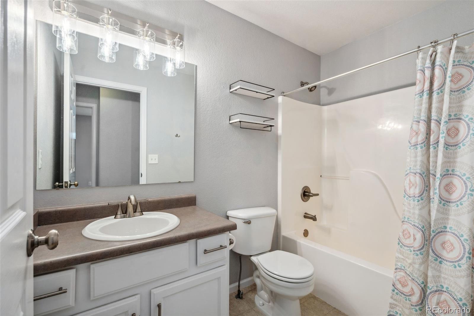 MLS Image #16 for 2035  overland drive,johnstown, Colorado