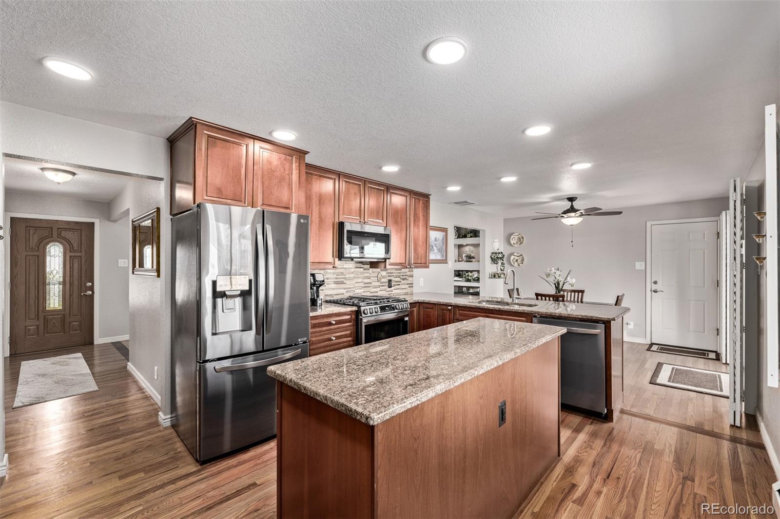 MLS Image #10 for 5080 w geddes circle,littleton, Colorado