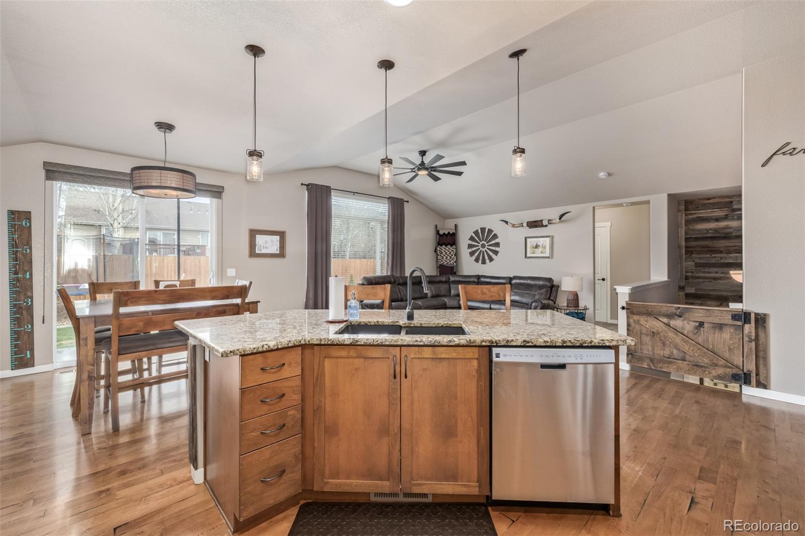 MLS Image #13 for 215  dee road,johnstown, Colorado