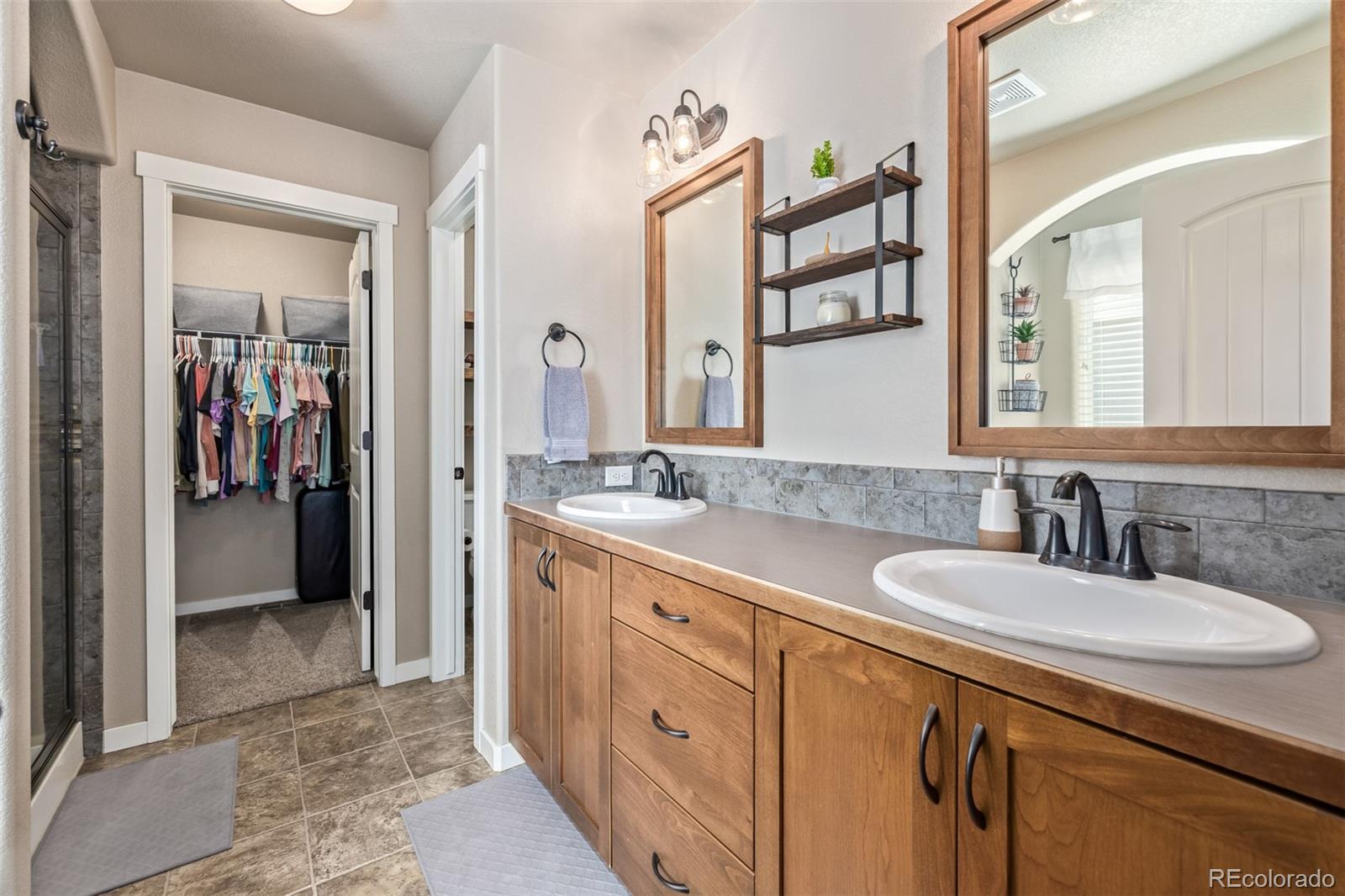 MLS Image #17 for 215  dee road,johnstown, Colorado