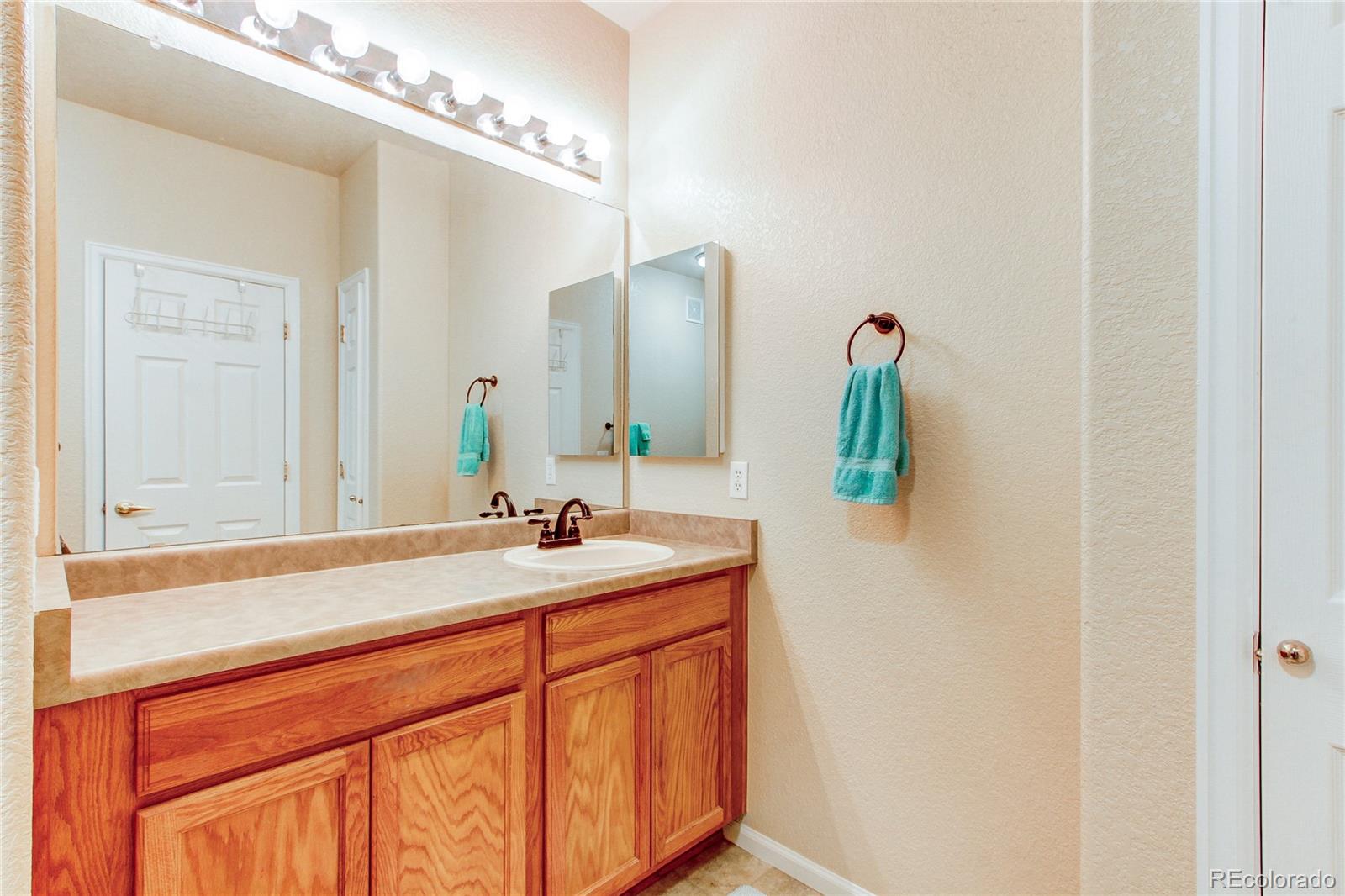 MLS Image #13 for 22920 e roxbury drive,aurora, Colorado