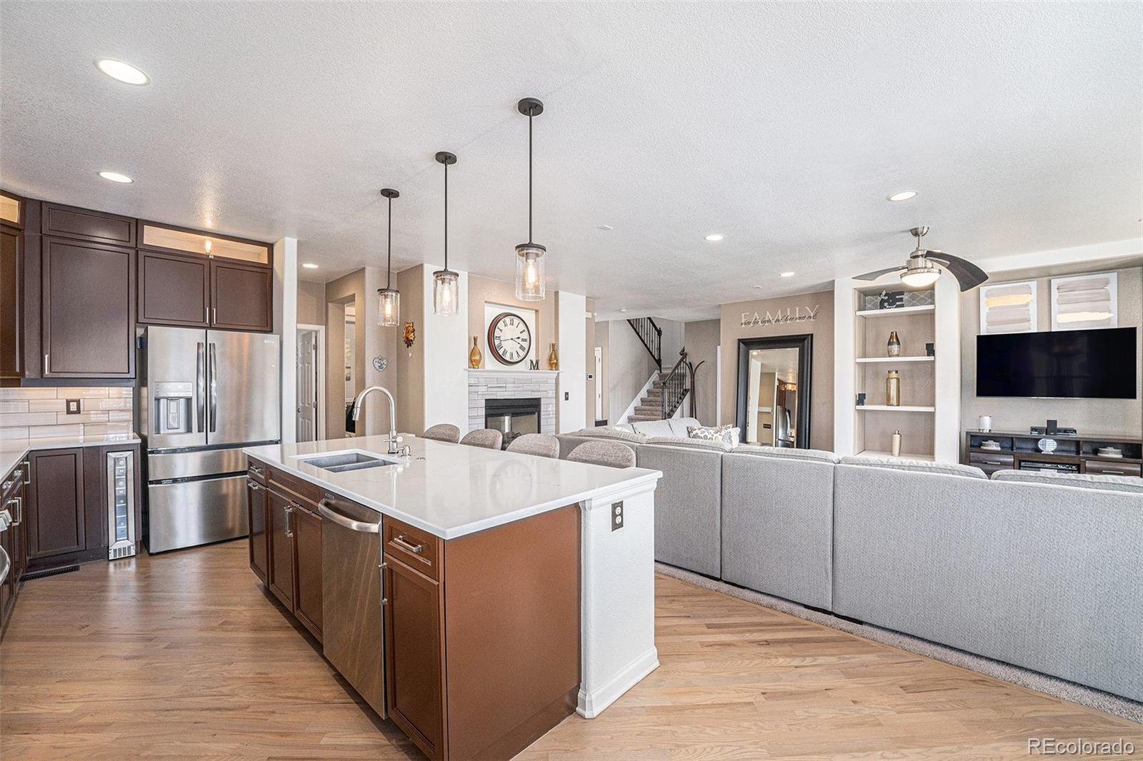 MLS Image #10 for 4073 s liverpool street,aurora, Colorado