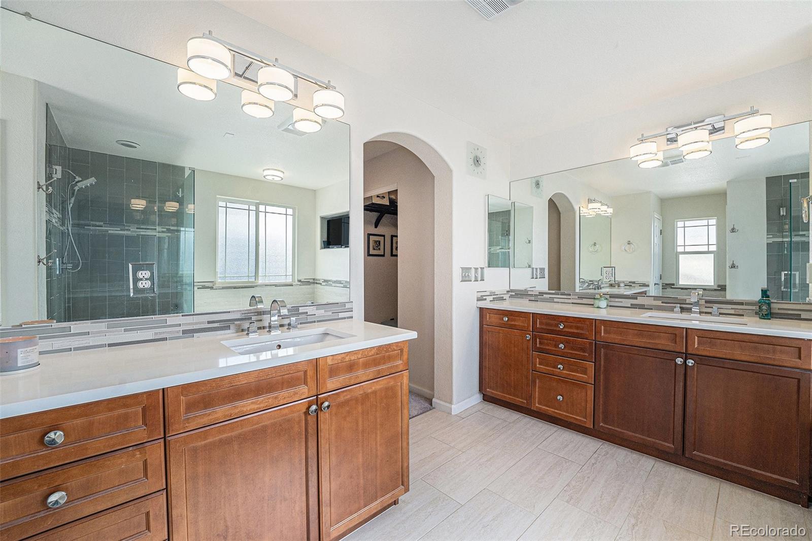 MLS Image #20 for 4073 s liverpool street,aurora, Colorado