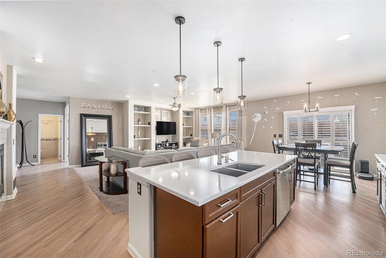 MLS Image #8 for 4073 s liverpool street,aurora, Colorado