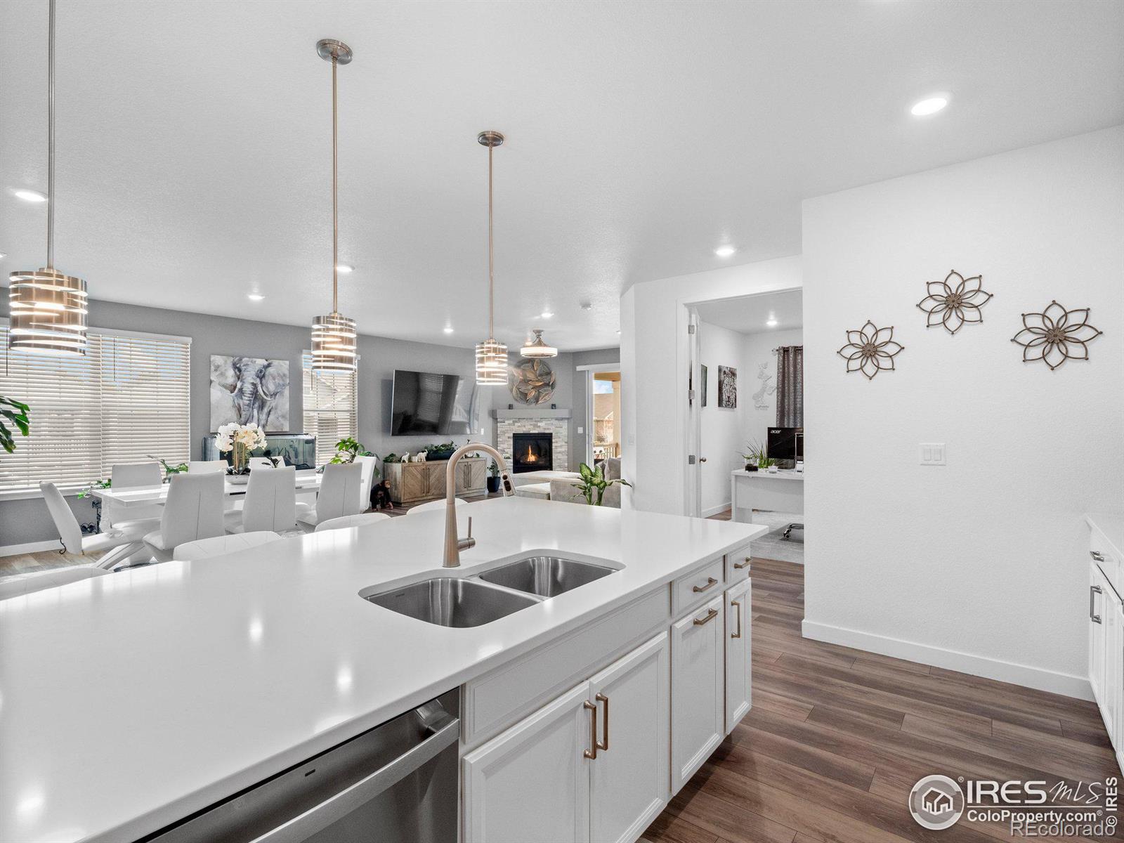 MLS Image #12 for 15788  xanthia way,thornton, Colorado