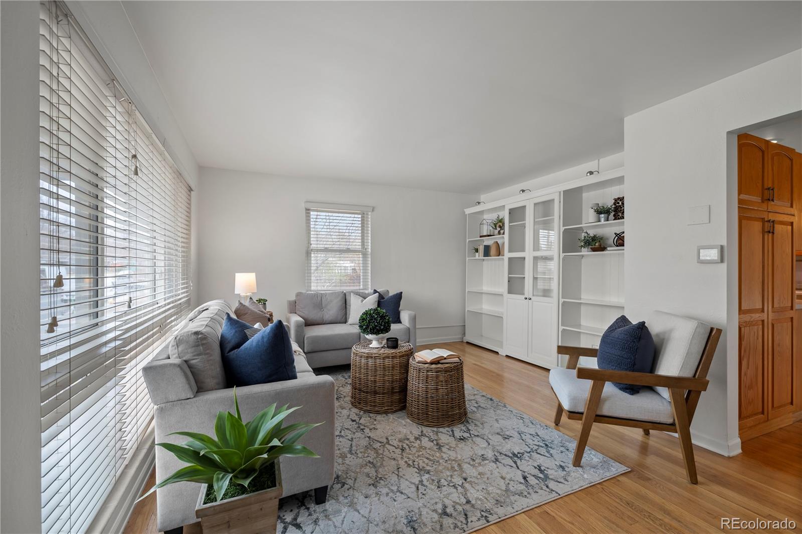 MLS Image #3 for 2600 s cherry street,denver, Colorado