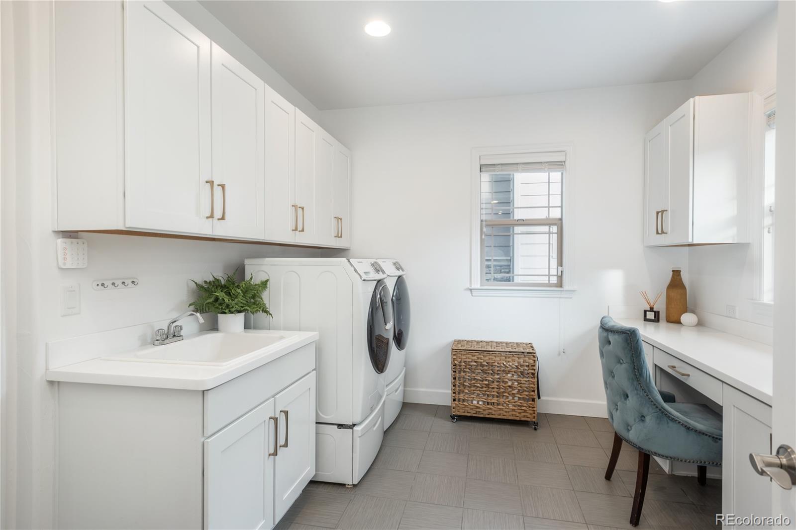 MLS Image #15 for 10545  starglow court,highlands ranch, Colorado