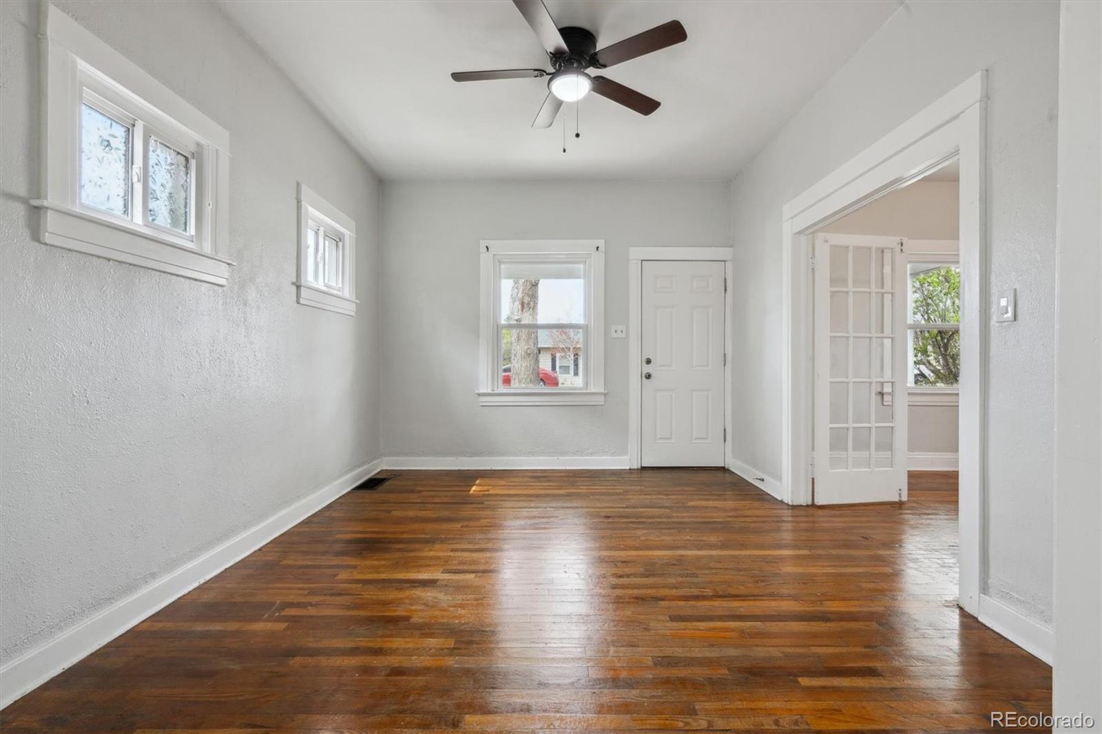 MLS Image #4 for 4046 s bannock street,englewood, Colorado