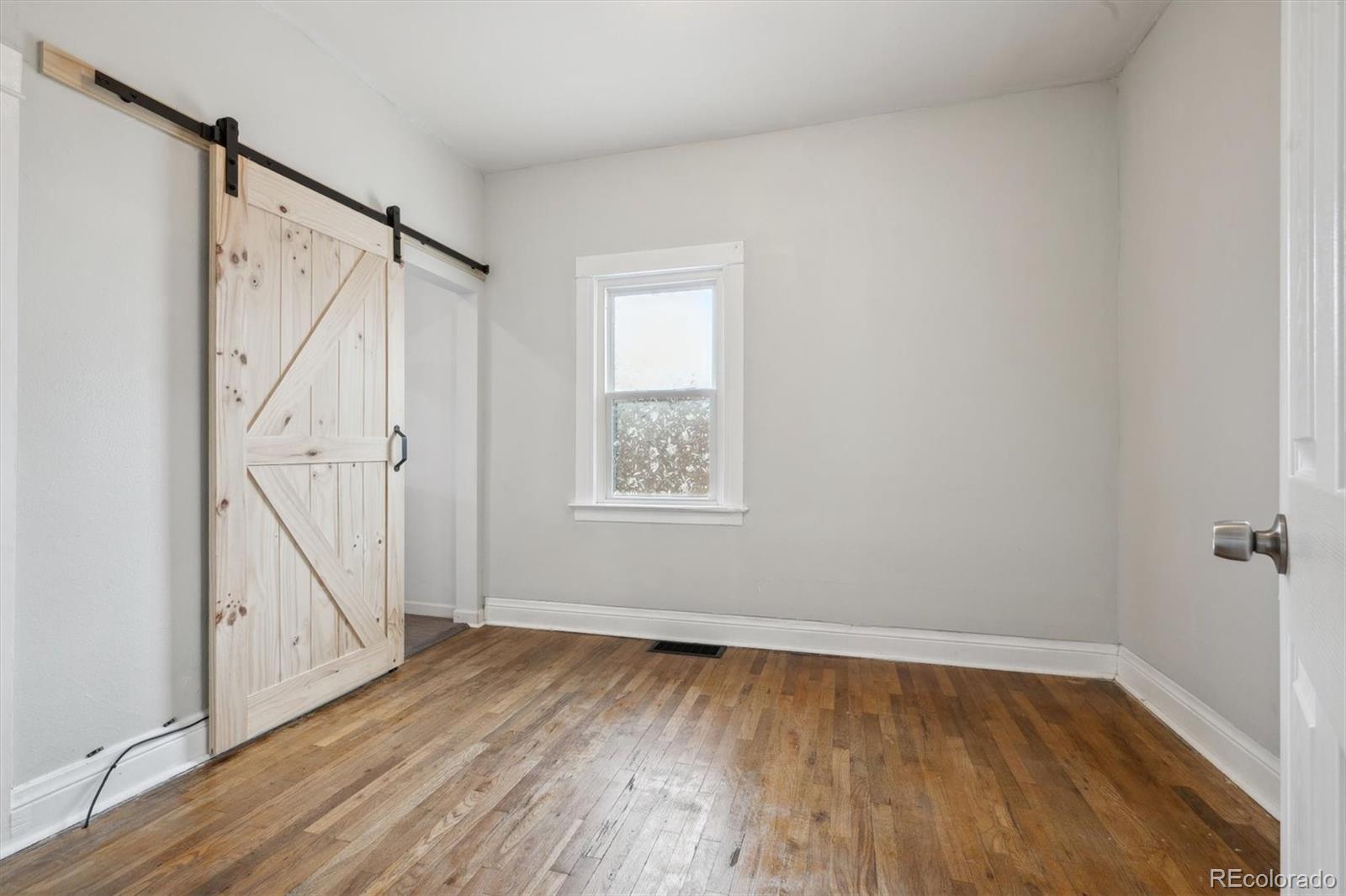 MLS Image #8 for 4046 s bannock street,englewood, Colorado