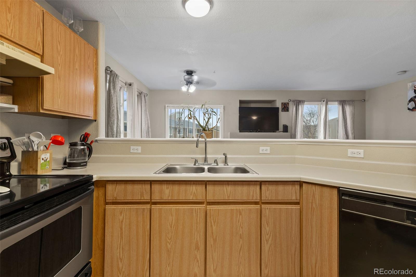 MLS Image #11 for 2005 e 103rd avenue,thornton, Colorado