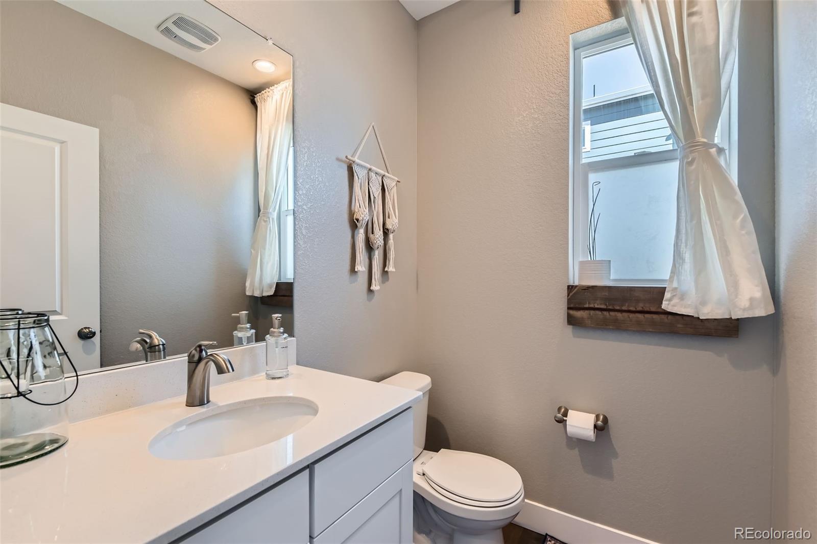 MLS Image #12 for 12881  park creek way,firestone, Colorado