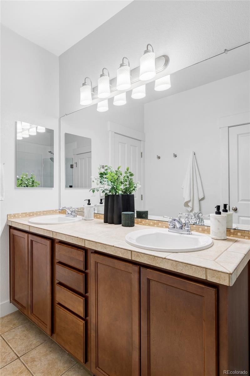MLS Image #17 for 10065  martin luther king boulevard,denver, Colorado