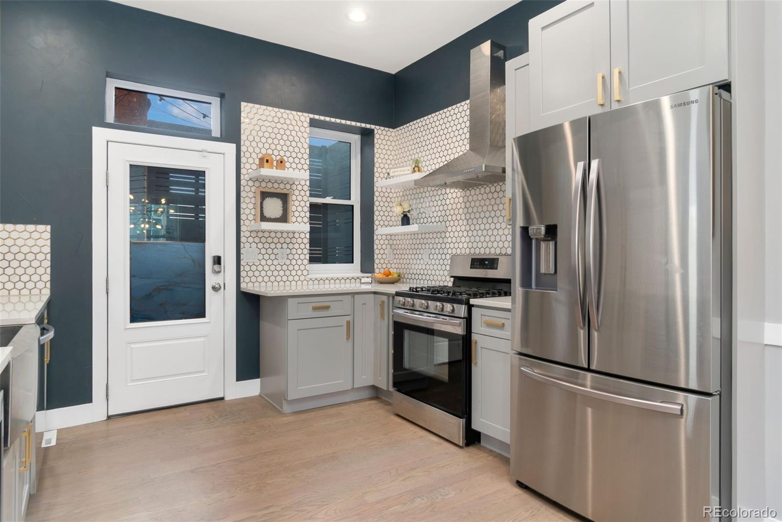 MLS Image #12 for 2560  champa street,denver, Colorado