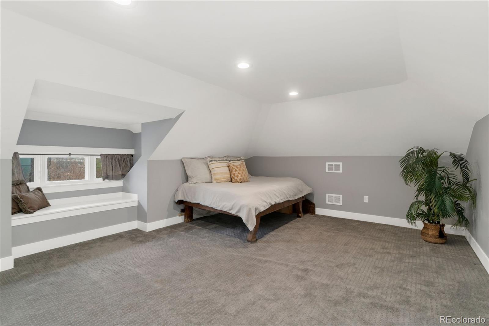 MLS Image #22 for 2560  champa street,denver, Colorado