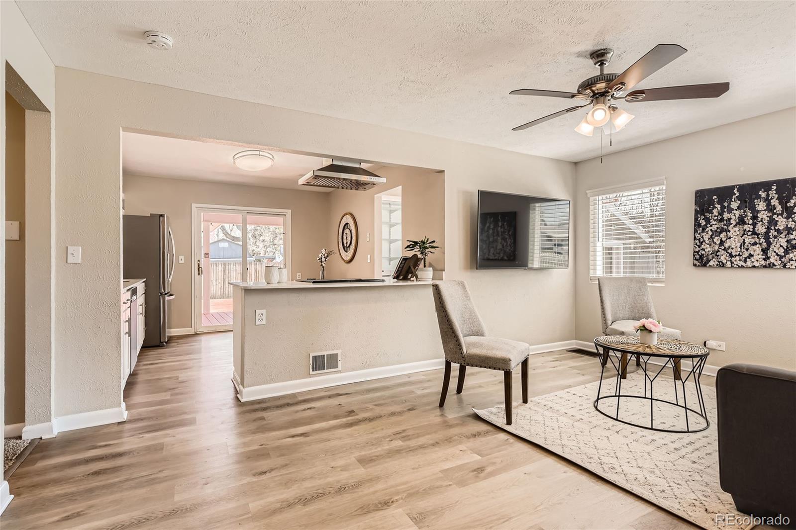 MLS Image #4 for 6318 s louthan street,littleton, Colorado