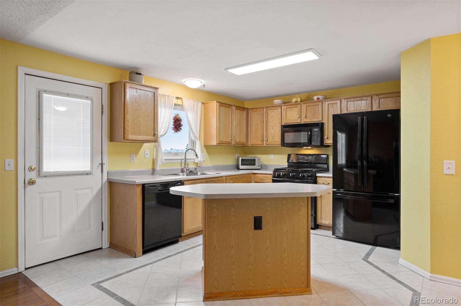 MLS Image #3 for 11207  day star court,parker, Colorado