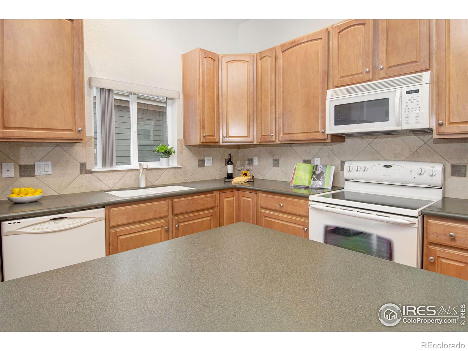 MLS Image #14 for 1518  whitehall drive,longmont, Colorado