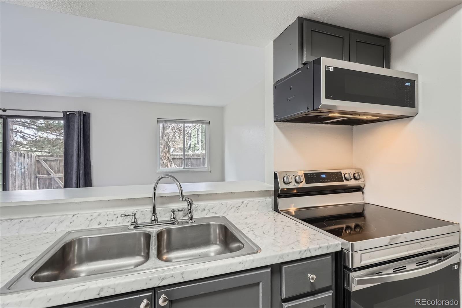 MLS Image #11 for 12148 e kepner place,aurora, Colorado