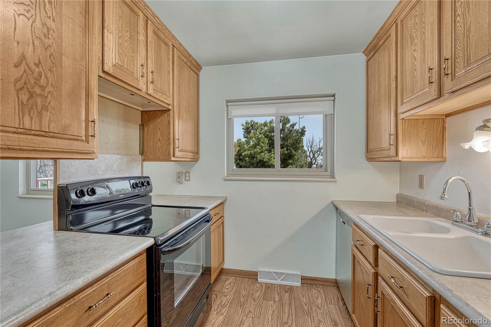 MLS Image #19 for 1812 s beech street,lakewood, Colorado
