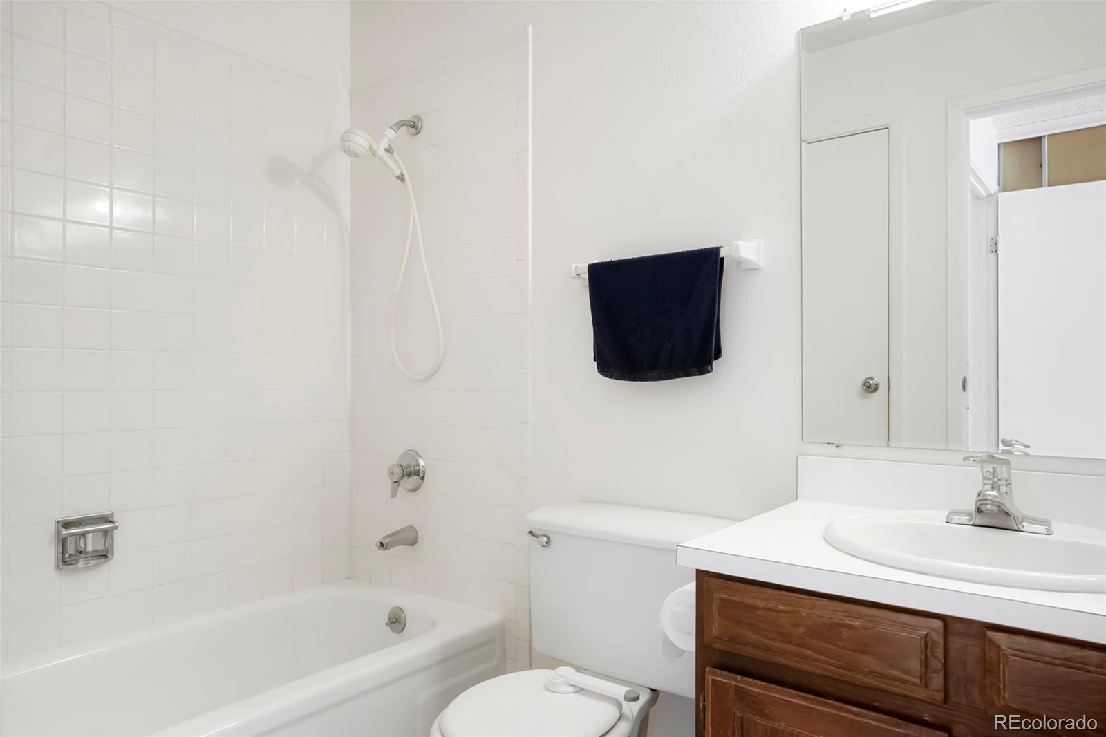 MLS Image #12 for 16035 e ithaca place,aurora, Colorado