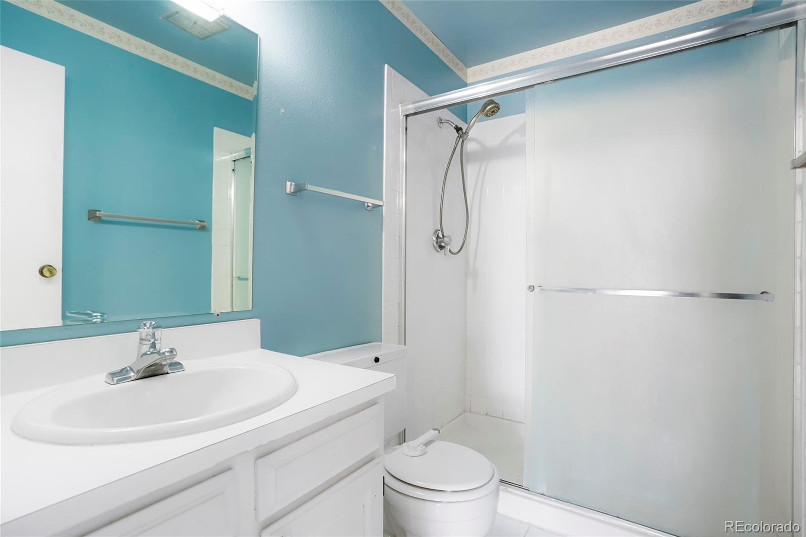 MLS Image #16 for 16035 e ithaca place,aurora, Colorado