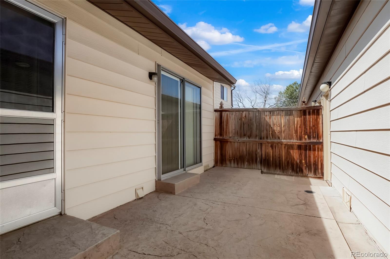 MLS Image #17 for 16035 e ithaca place,aurora, Colorado