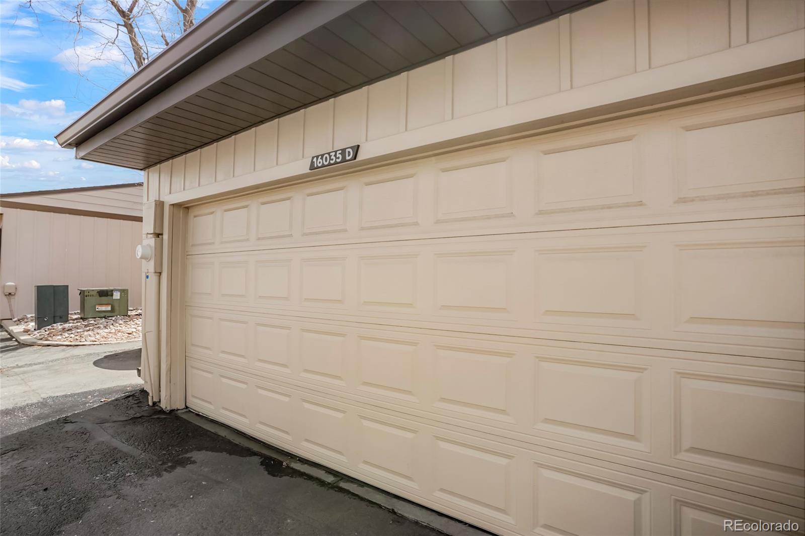 MLS Image #19 for 16035 e ithaca place,aurora, Colorado