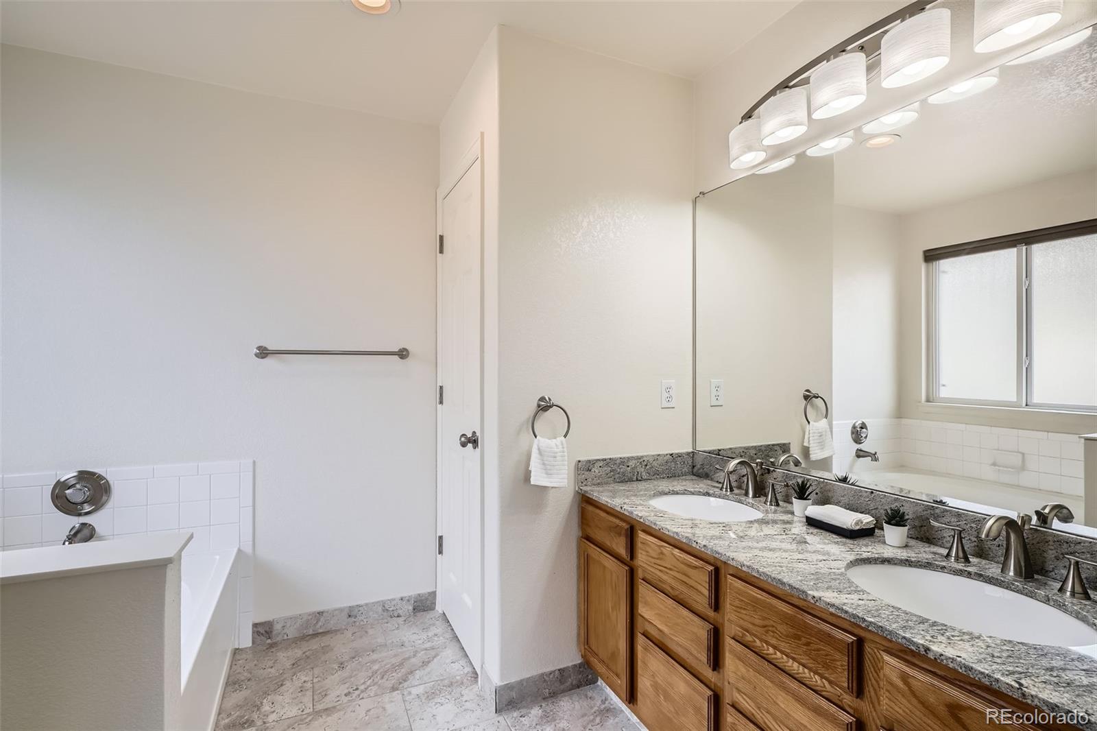 MLS Image #21 for 4032 s lisbon way,aurora, Colorado