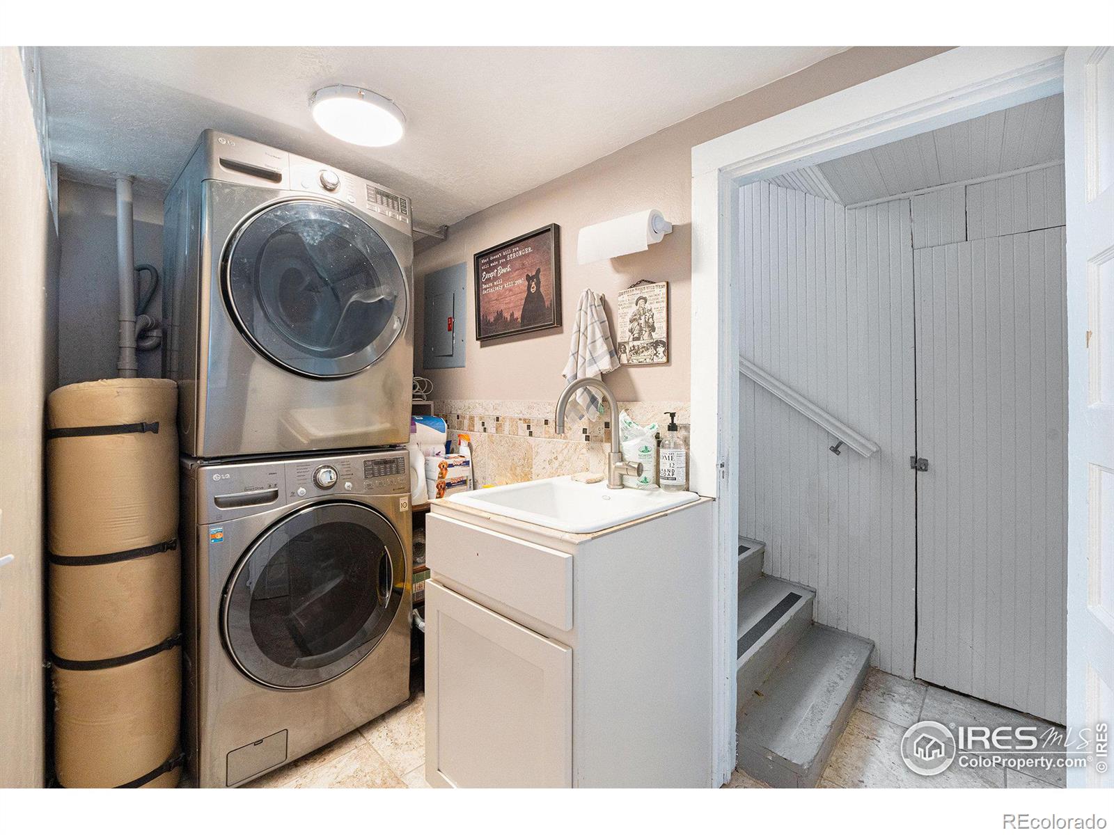MLS Image #17 for 915 n jefferson avenue,loveland, Colorado