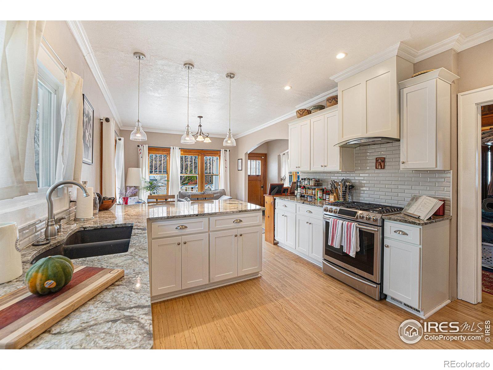MLS Image #6 for 915 n jefferson avenue,loveland, Colorado