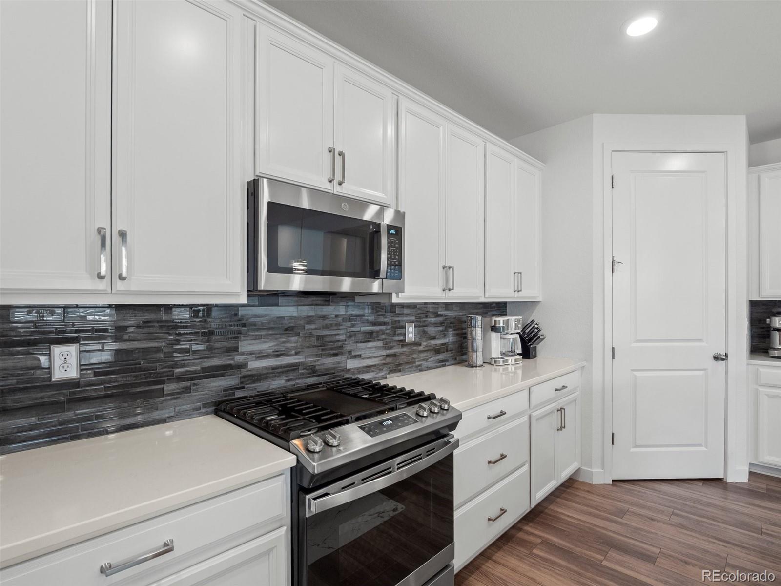 MLS Image #13 for 15788  xanthia way,thornton, Colorado