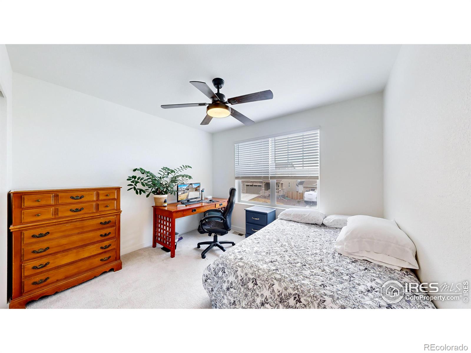MLS Image #17 for 737  harvard street,johnstown, Colorado
