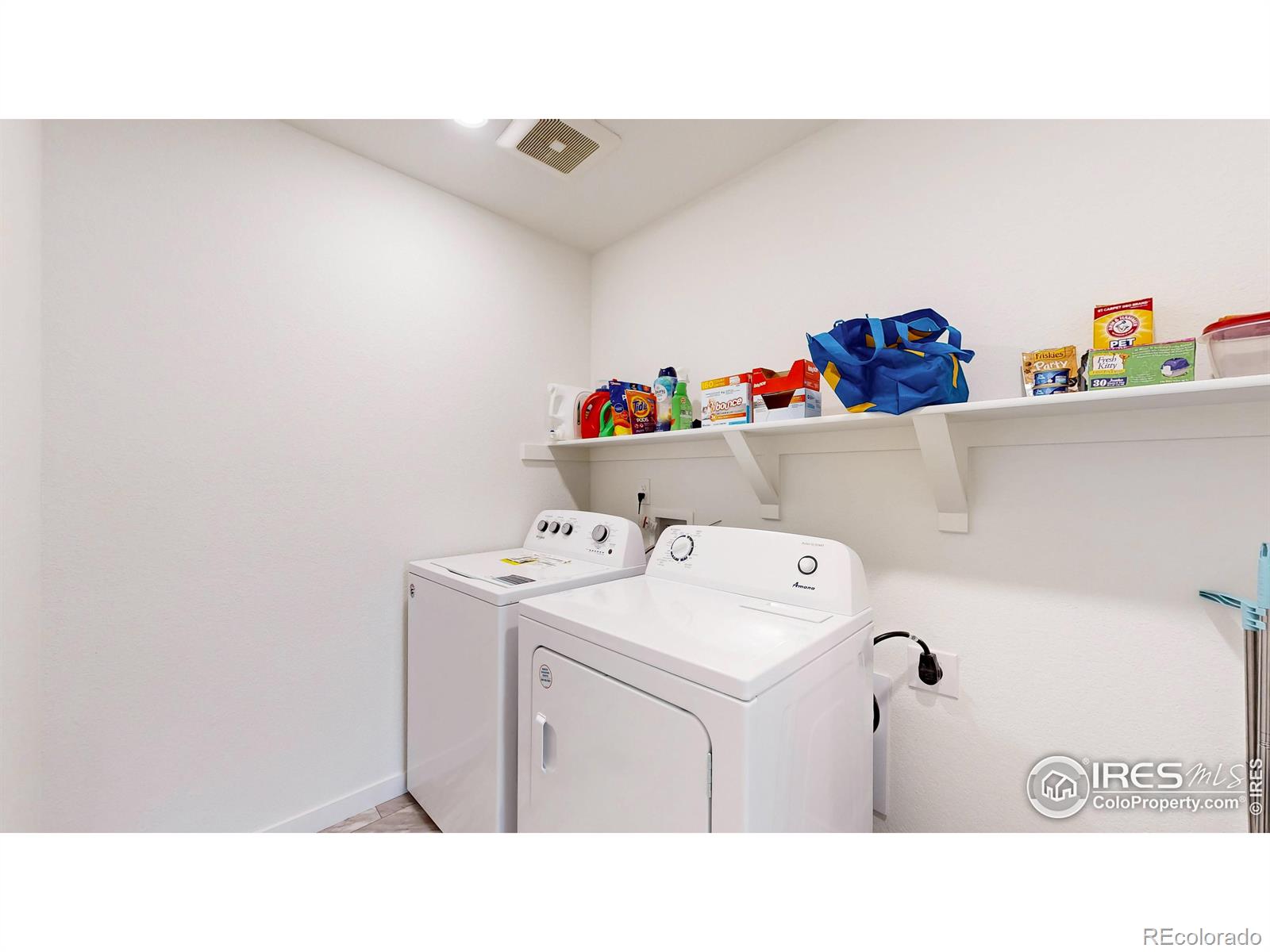 MLS Image #19 for 737  harvard street,johnstown, Colorado
