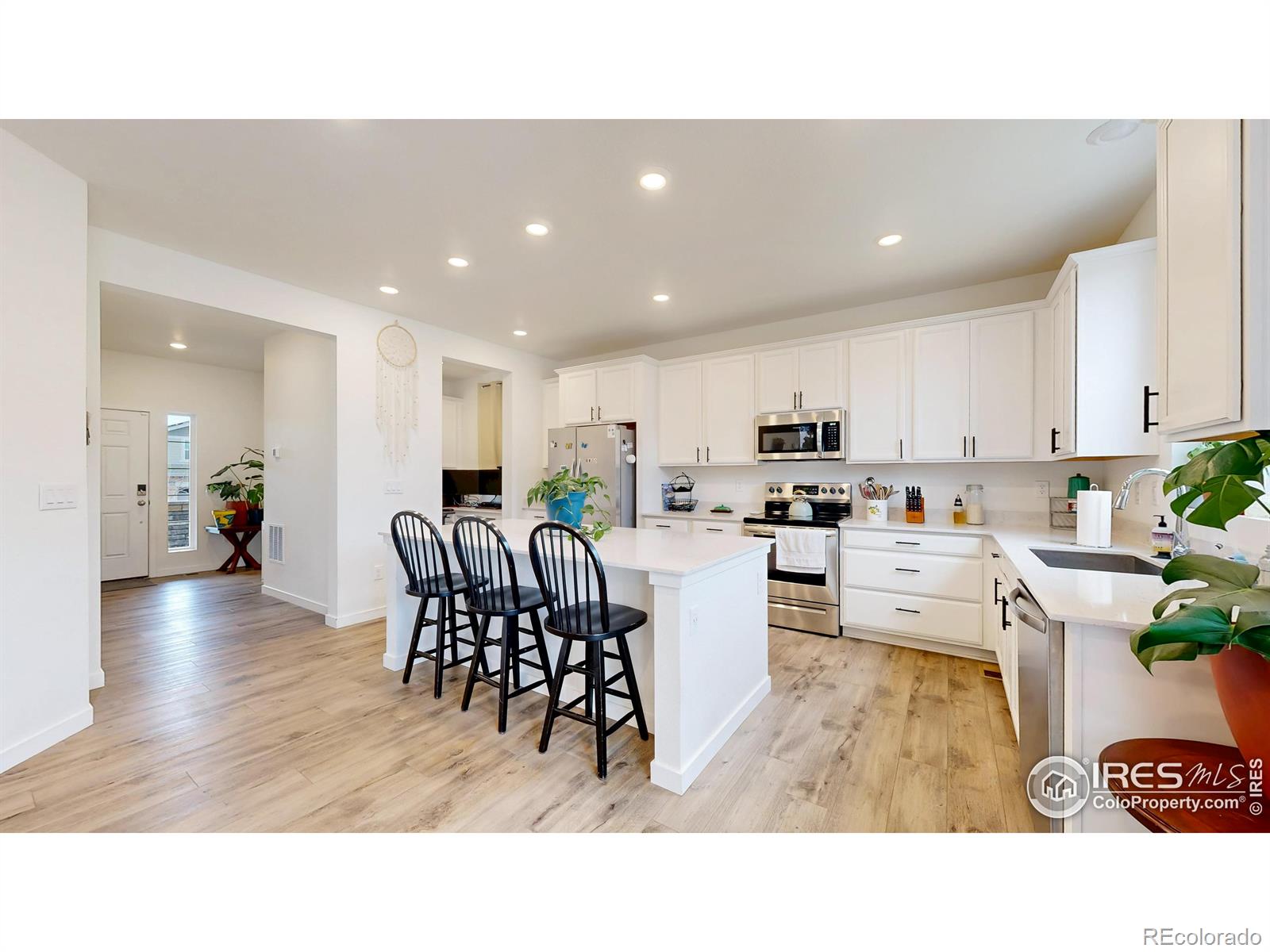 MLS Image #7 for 737  harvard street,johnstown, Colorado