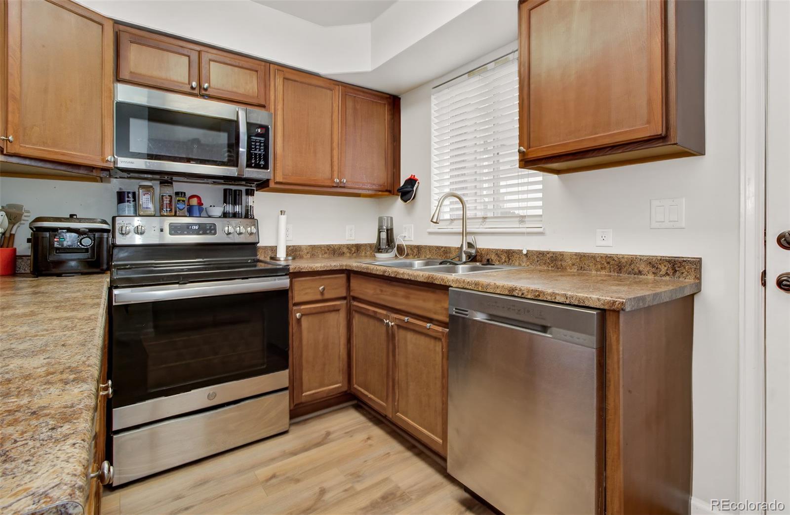 MLS Image #6 for 4226  charleston drive,colorado springs, Colorado