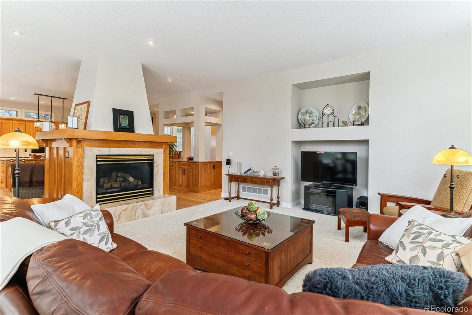 MLS Image #14 for 25165 e plymouth circle,aurora, Colorado