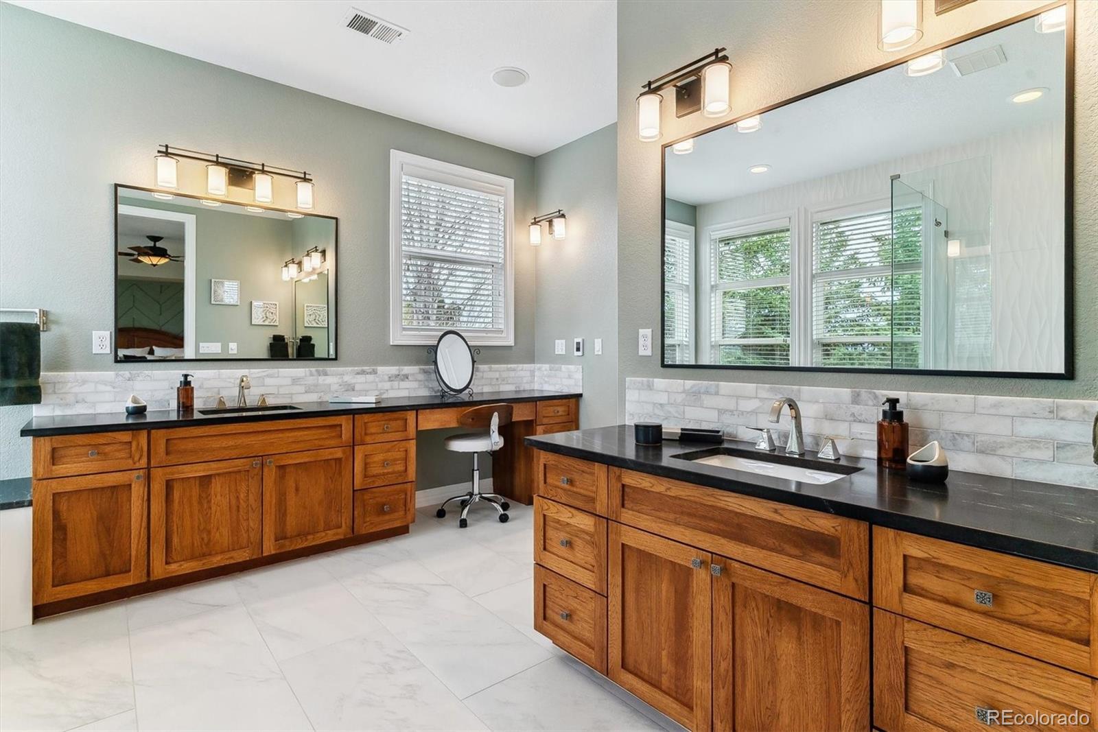 MLS Image #25 for 25165 e plymouth circle,aurora, Colorado