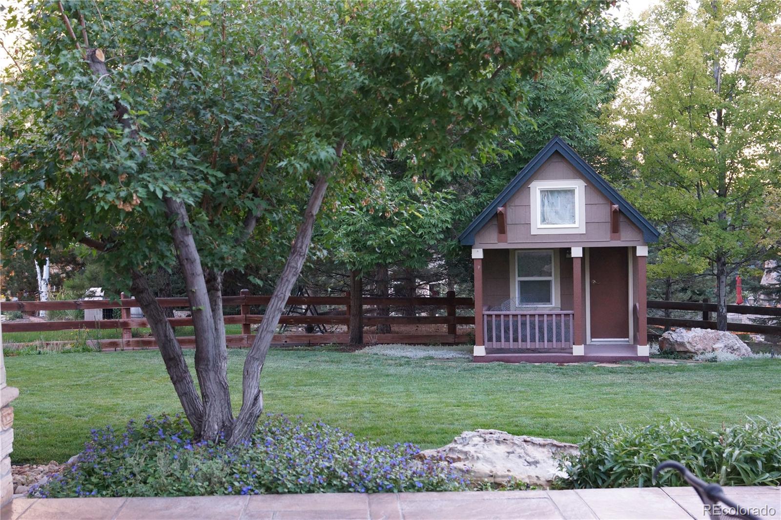 MLS Image #37 for 25165 e plymouth circle,aurora, Colorado