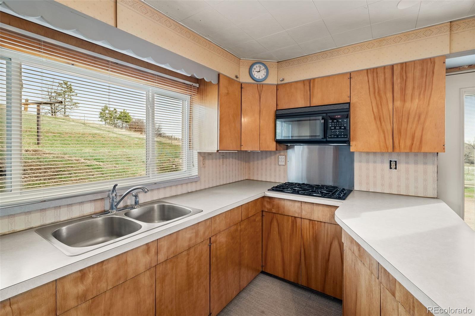 MLS Image #21 for 3316 n state highway 67 ,sedalia, Colorado